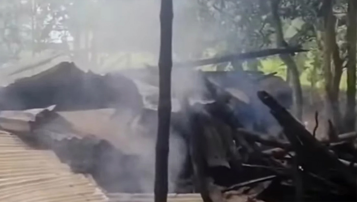 গাইবান্ধায় মাদকের টাকা না পেয়ে মাকে পুড়িয়ে মারার চেষ্টা, ছেলে গ্রেপ্তার